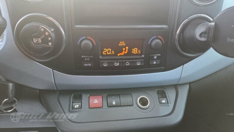 Photos de Citroën Berlingo II 1.6 e-HDi90 XTR 5p