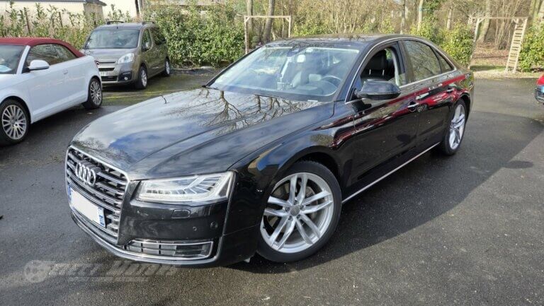 Audi A8 III (D4) 3.0 V6 TDI 262ch clean diesel Avus Extended quattro Tiptronic
