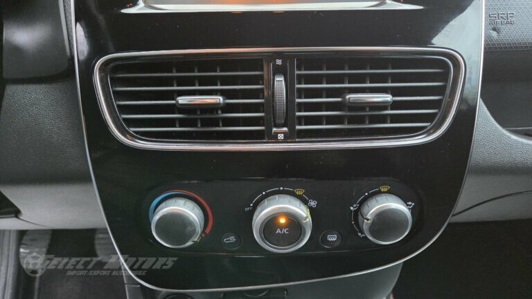 Photos de Renault Clio IV (B98) 0.9 TCe 90ch Limited 5p