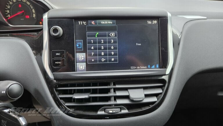 Photos de Peugeot 208 1.2 VTi Style