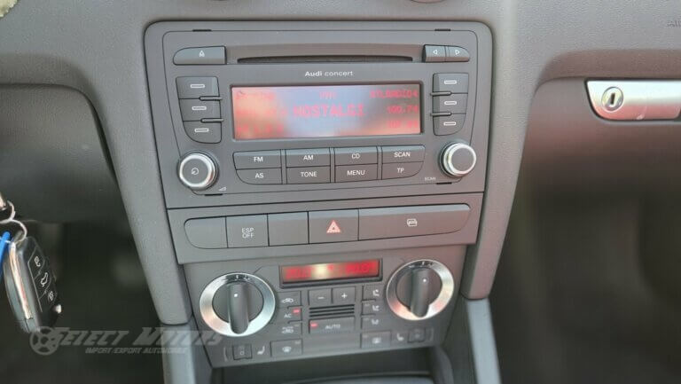 Photos de Audi A3 Cabriolet II 1.8 TFSI 160ch Ambition Luxe
