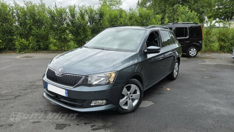 SKODA Fabia 1.2 TSI 90ch Ambition