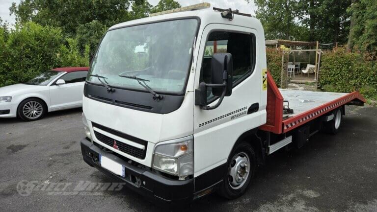 MITSUBISHI CANTER 3.0 TD 125 CH – PORTE VOITURE / DÉPANNEUSE