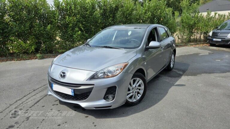 Mazda 3 1.6 MZR Elegance 5p